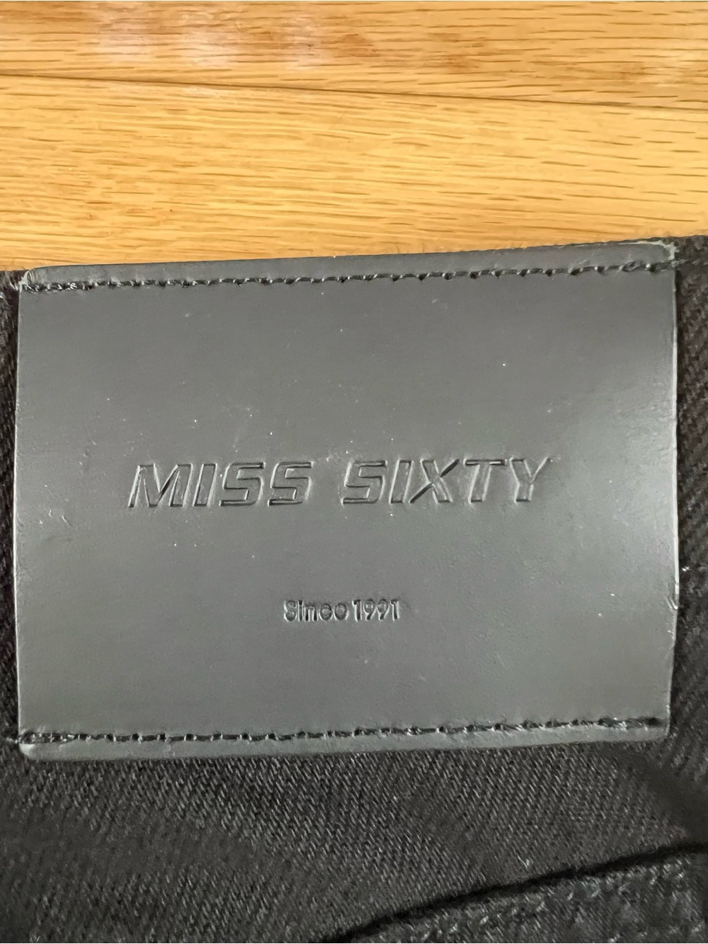 NWT MISS SIXTY Black Flared Cargo Denim Jeans with Zipper Pockets in Size XS - Picture 14 of 16